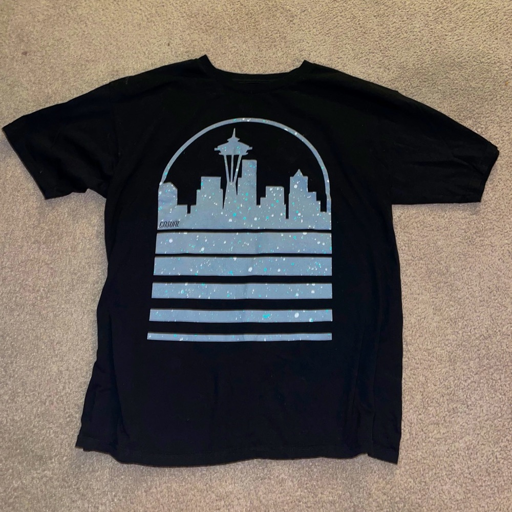 Casual industrees t-shirt size L